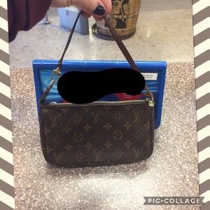 COPY - Louis Vuitton pouchette